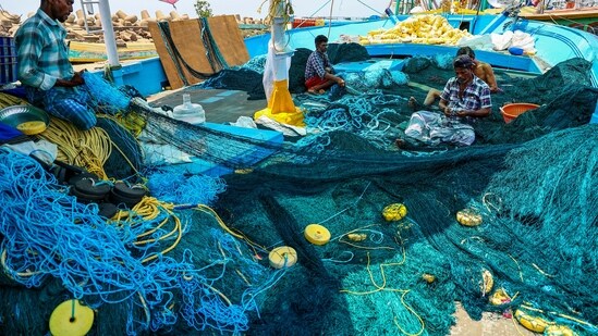 Fishermen from both countries are arrested frequently for inadvertently trespassing into each other’s waters. (PTI/ Representational)