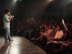 At this stand-up comedy show for singles, by singles, expect wisecracks that tackle heartbreak, crazy Tinder profiles, red, green, beige flags and everything in between. (File photo/ Representative photo)