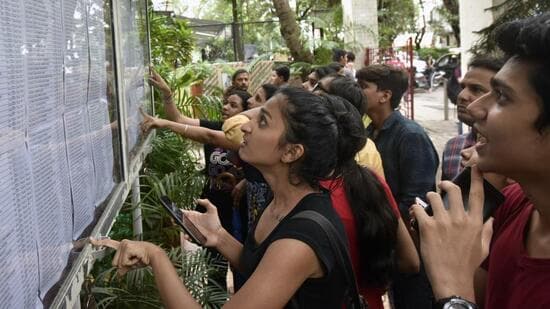 Students in India report higher flourishing than those who are employed, a pattern shared with Japan, Kenya, and some other countries. At a moment when job markets are tightening and aspirations rising, the transition from education to employment appears to be associated with a drop in well-being. (HT Archive)