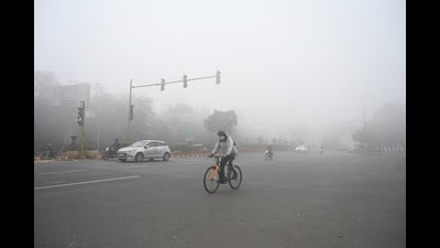 India Meteorological Department data showed that Gautam Budh Nagar recorded a minimum temperature of 6.3 degrees Celsius on Friday (Sunil Ghosh/HT PHOTO) India Meteorological Department data showed that Gautam Budh Nagar recorded a minimum temperature of 6.3 degrees Celsius on Friday (Sunil Ghosh/HT PHOTO)