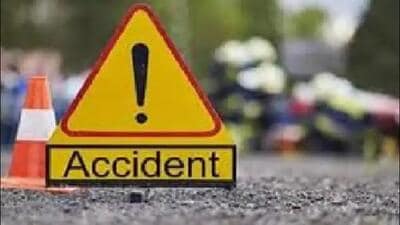 Preliminary investigation suggests that poor visibility due to dense fog led to the accident, police said. (HT Photo)