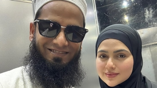 Muslim cleric Mufti Anas Sayed and former actor Sana Khan married in 2020.