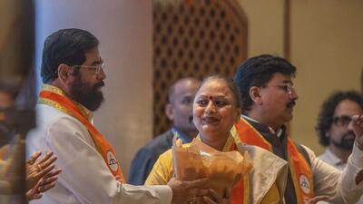 iMumbai, India - January 18, 2026: Deputy Chief Minister Eknath Shinde felicitated the newly elected corporators at Hotel Taj Lands End, Bandra in Mumbai, India, on Sunday, January 18, 2025. (Photo by Satish Bate/ Hindustan Times) (Hindustan Times)