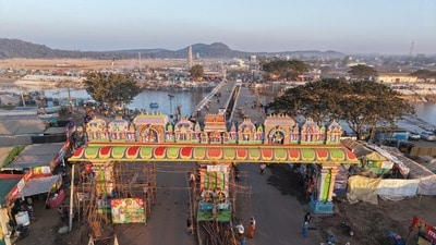మేడారం జాతరకు ఏర్పాట్లు సిద్ధం మేడారం జాతరకు ఏర్పాట్లు సిద్ధం