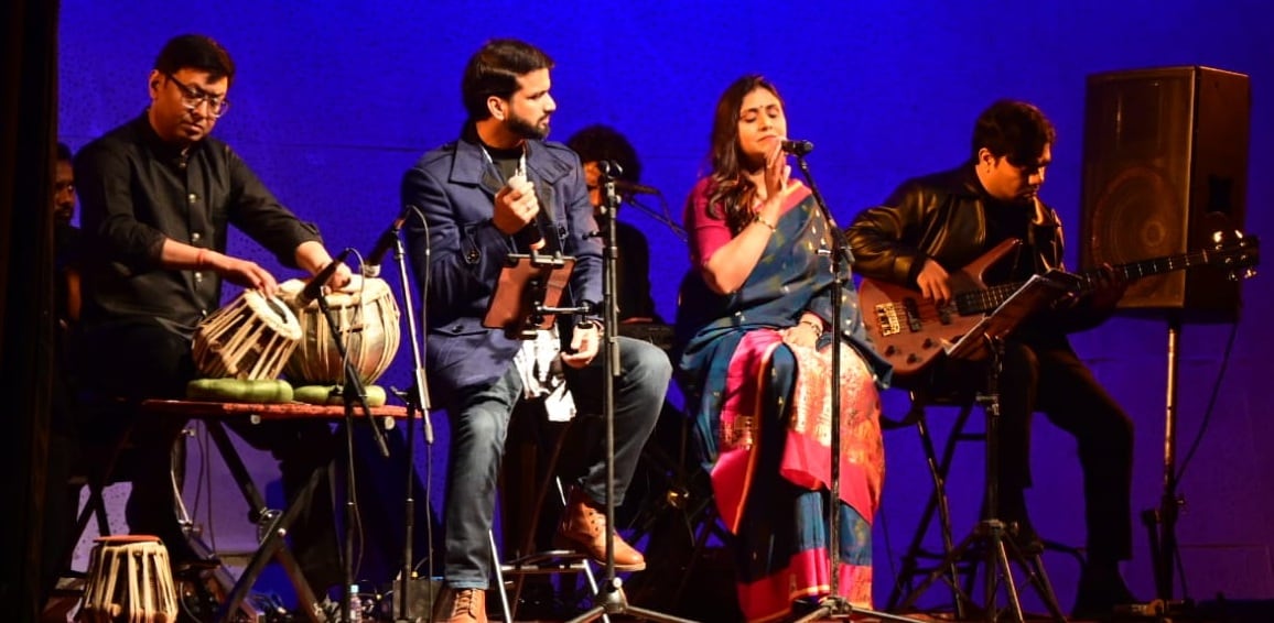 Dr Prabha Srivastava and Pankaj Kumar presenting songs penned by Sahir Ludhianvi