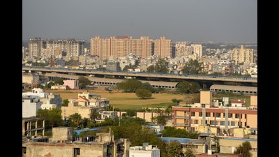 Over 1,000 owners filed objections. The hearing followed Supreme Court directions after an earlier HC order was set aside without resident hearings. (Parveen Kumar/HT) Over 1,000 owners filed objections. The hearing followed Supreme Court directions after an earlier HC order was set aside without resident hearings. (Parveen Kumar/HT)