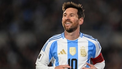 Newell’s Old Boys manager Sergio Gomez voiced his wish for Lionel Messi to one day play for his boyhood club. (AFP) Newell’s Old Boys manager Sergio Gomez voiced his wish for Lionel Messi to one day play for his boyhood club. (AFP)