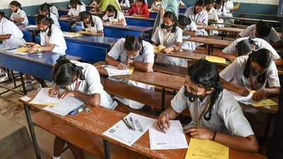 একাদশ শ্রেণির পরীক্ষা নিয়ে একগুচ্ছ নির্দেশ, একনজরে দেখে নিন> একাদশ শ্রেণির পরীক্ষা নিয়ে একগুচ্ছ নির্দেশ, একনজরে দেখে নিন>