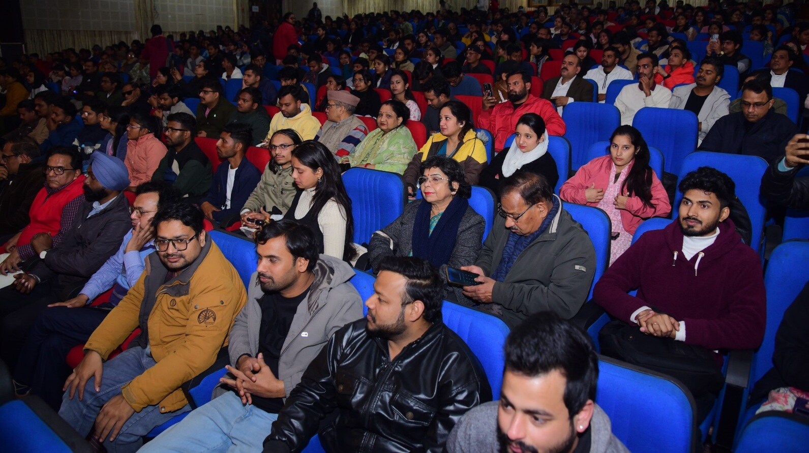 Students, music lovers and audience enjoying the musical evening (Photo: HT) Students, music lovers and audience enjoying the musical evening (Photo: HT)