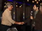 Varun Dhawan with Colonel Sushil Kumar Dahiya at Border 2 event.