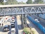 Pune, India - Dec. 11, 2018: Foot over bridge behind Pune Railway station (Parth Welankar story) in Pune, India, on Tuesday, December 11, 2018. (Photo by Ravindra Joshi/HT PHOTO)