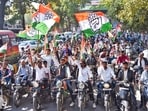 Congress sources said that a section of the Bengal unit feels that the party will not be able to grow in an alliance and will be decimated in areas it has not contested for a long time. Congress sources said that a section of the Bengal unit feels that the party will not be able to grow in an alliance and will be decimated in areas it has not contested for a long time.