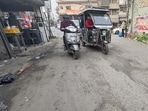 The first case has been reported outside Gurdwara Dukhniwaran Sahib, where a road rebuilt barely one-and-a-half months ago has once again begun to deteriorate. (Gurpreet Singh/HT)