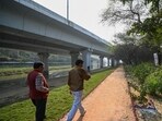 The newly inaugurated walking track next to Barapullah drain on Thursday. (Sanchit Khanna)