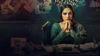 <p><strong>చికటిలో ఓటీటీ</strong>- నాగ చైతన్య భార్య శోభిత ధూళిపాళ నటించిన తెలుగు హారర్ క్రైమ్ థ్రిల్లర్ వెబ్ సిరీస్ చీకటిలో. తెలుగుతోపాటు హిందీ డబ్బింగ్ వెర్షన్‌లో చీకటిలో ఓటీటీ రిలీజ్ కానుంది. జనవరి 23 నుంచి అమెజాన్ ప్రైమ్‌లో చీకటిలో ఓటీటీ స్ట్రీమింగ్ కానుంది. </p> 