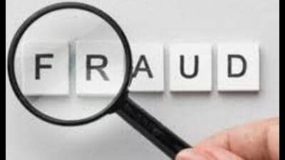 Depositors allege losses of ₹1.5 crore in FD fraud at Lucknow campus branch (Sourced) Depositors allege losses of ₹1.5 crore in FD fraud at Lucknow campus branch (Sourced)