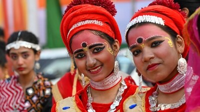 Tableaux artists in full dress and makeup during the press preview of Republic Day Parade 2026. (Sanjeev Verma/HT Photo) Tableaux artists in full dress and makeup during the press preview of Republic Day Parade 2026. (Sanjeev Verma/HT Photo)