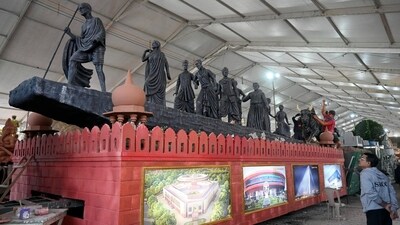 The tableaux from Delhi during the press preview of those participating in Republic Day Parade 2026, at Rashtriya Rangshala Camp, Parade Ground, Delhi Cantonment, on Thursday. (Sanjeev Verma/HT Photo) The tableaux from Delhi during the press preview of those participating in Republic Day Parade 2026, at Rashtriya Rangshala Camp, Parade Ground, Delhi Cantonment, on Thursday. (Sanjeev Verma/HT Photo)