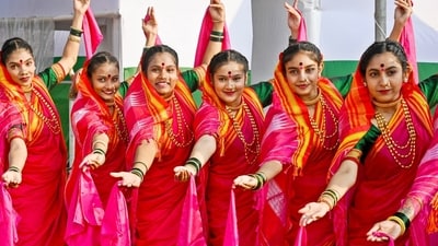 Performers from the Maharashtra tableaux during the press preview ahead of Republic Day Parade 2026, on Thursday. (Sanjeev Verma/HT Photo) Performers from the Maharashtra tableaux during the press preview ahead of Republic Day Parade 2026, on Thursday. (Sanjeev Verma/HT Photo)