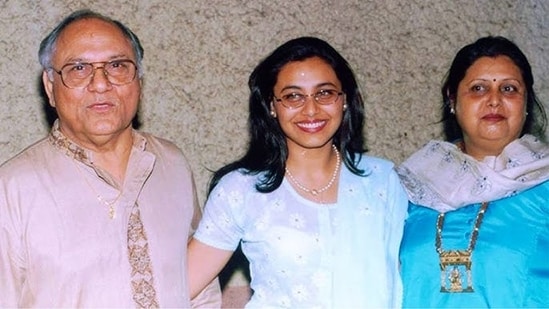 Rani Mukerji with her parents Ram and Krishna Mukherjee.
