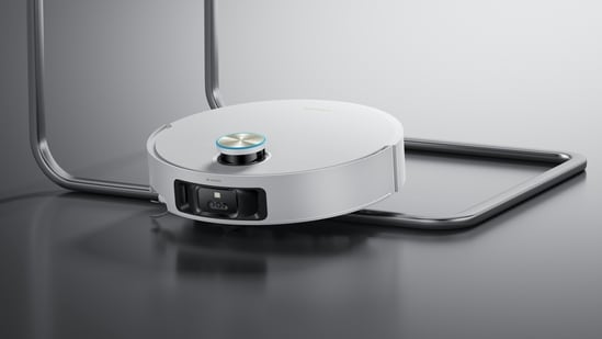 These robot vacuum cleaners can make your cleaning easier. (Unsplash)