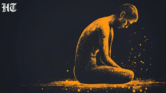 What you endure in silence, according to your birth month (Freepik)