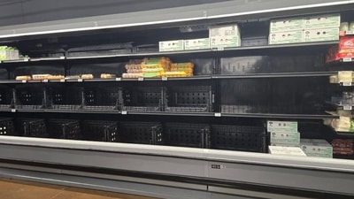 Supermarket shelves across parts of the United States are being cleared out as shoppers rush to stock up ahead of Winter Storm Fern, which is expected to affect large swathes of the country starting Friday. (X) Supermarket shelves across parts of the United States are being cleared out as shoppers rush to stock up ahead of Winter Storm Fern, which is expected to affect large swathes of the country starting Friday. (X)