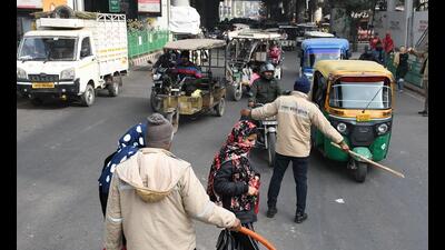 Over-speeding accounted for 15,180 challans and 4,164 drivers were penalised for using mobile phones while driving (File Photo) Over-speeding accounted for 15,180 challans and 4,164 drivers were penalised for using mobile phones while driving (File Photo)