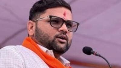 Vikas Gogawale, son of cabinet minister Bharat Gogawale. Vikas Gogawale, son of cabinet minister Bharat Gogawale.