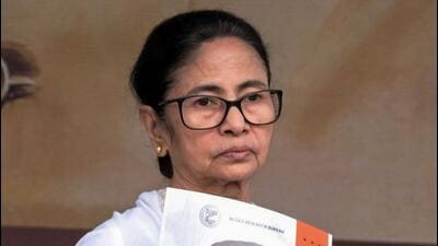 West Bengal Chief Minister Mamata Banerjee at a programme to mark the 129th birth anniversary of Netaji Subash Chandra Bose, in Kolkata on Friday (ANI) West Bengal Chief Minister Mamata Banerjee at a programme to mark the 129th birth anniversary of Netaji Subash Chandra Bose, in Kolkata on Friday (ANI)