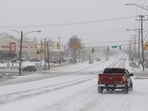 The storm would span almost 2,400 kilometers, and bring heavy snow, crippling ice and subzero wind chills to some of the United States' biggest cities.