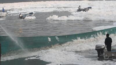The water disruption is triggered by contamination in the Yamuna. (HT Archive) The water disruption is triggered by contamination in the Yamuna. (HT Archive)