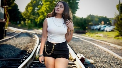 <p>ఇటీవల పొట్టేల్, తంత్ర, శ్రీకాకుళం షేర్లాక్ హోమ్స్, అన్వేషి వంటి సినిమాలతో వరుసగా దూసుకుపోయింది అనన్య నాగళ్ల. డిఫరెంట్ జోనర్లలో తెరకెక్కిన ఈ సినిమాలతో మంచి క్రేజ్ తెచ్చుకుంది ఈ బ్యూటి.<br> </p> (Instagram/Ananya Nagalla) <p>ఇటీవల పొట్టేల్, తంత్ర, శ్రీకాకుళం షేర్లాక్ హోమ్స్, అన్వేషి వంటి సినిమాలతో వరుసగా దూసుకుపోయింది అనన్య నాగళ్ల. డిఫరెంట్ జోనర్లలో తెరకెక్కిన ఈ సినిమాలతో మంచి క్రేజ్ తెచ్చుకుంది ఈ బ్యూటి.<br> </p> (Instagram/Ananya Nagalla)