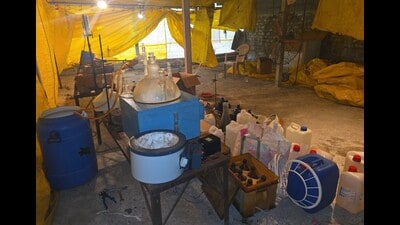 The laboratory was designed to evade detection by frequently shifting locations. (HT) The laboratory was designed to evade detection by frequently shifting locations. (HT)