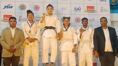 টানটান উত্তেজনার মধ্যে দিয়ে শেষ হল জাতীয় জুনিয়র জুডো চ্যাম্পিয়নশিপ। টানটান উত্তেজনার মধ্যে দিয়ে শেষ হল জাতীয় জুনিয়র জুডো চ্যাম্পিয়নশিপ।