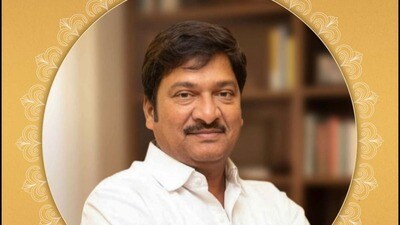 <p>పద్మశ్రీ : సినీనటుడు గద్దె బాబు రాజేంద్ర ప్రసాద్‌- కళలు(ఆంధ్రప్రదేశ్)</p> 