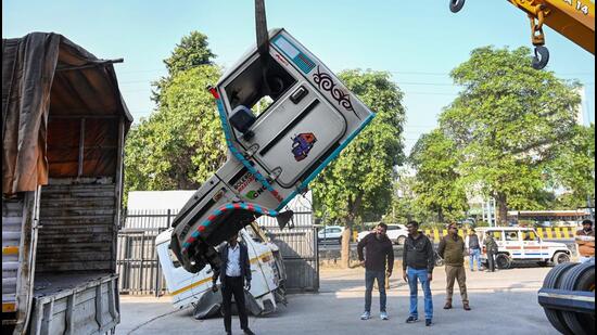 Three stolen goods carrier vehicles, cabins of a truck and a Mahindra pickup have been recovered from the warehouse, said officers. (Sunil Ghosh/HT Photo)