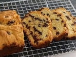 Salaar's chocolate chip cake has 17 g of preotein per serving.