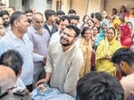 iMumbai, India - January 25, 2026: Family members and relatives mourn during the funeral of Alok Kumar Singh (33), a junior college faculty member at Narsee Monjee College of Commerce and Economics, who was allegedly murdered following an argument over alighting from a local train compartment at Malad railway station in Mumbai, India, on Sunday, January 25, 2025. (Photo by Satish Bate/ Hindustan Times) (Hindustan Times)