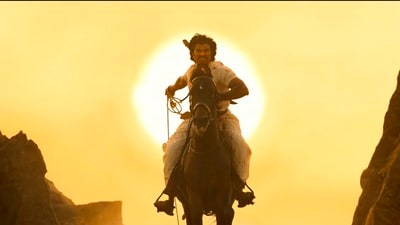 విజయ్ దేవరకొండ నెక్ట్స్ మూవీకి పవర్ఫుల్ టైటిల్.. రిలీజ్ డేట్ ఇదే.. గ్లింప్స్ వీడియోలో ఇంటెన్స్ లుక్.. జయమ్మగా రష్మిక విజయ్ దేవరకొండ నెక్ట్స్ మూవీకి పవర్ఫుల్ టైటిల్.. రిలీజ్ డేట్ ఇదే.. గ్లింప్స్ వీడియోలో ఇంటెన్స్ లుక్.. జయమ్మగా రష్మిక