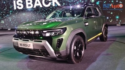 The 2026 Renault Duster will be offered with three powertrain options.