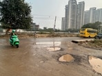 Complaints include pothole-ridden roads, sewage overflows, lack of buses and poor lighting, as agencies outline tenders and future capacity upgrades. (Parveen Kumar/HT)