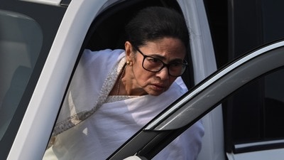 অজিত পাওয়ারের মৃত্যু ঘিরে ষড়যন্ত্রের তত্ত্ব খাড়া করলেন মুখ্যমন্ত্রী মমতা বন্দ্যোপাধ্যায়। (Hindustan Times) অজিত পাওয়ারের মৃত্যু ঘিরে ষড়যন্ত্রের তত্ত্ব খাড়া করলেন মুখ্যমন্ত্রী মমতা বন্দ্যোপাধ্যায়। (Hindustan Times)