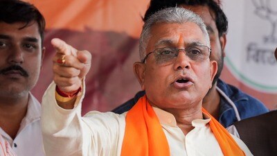 রাগে পুজোই দিলেন না দিলীপ ঘোষ রাগে পুজোই দিলেন না দিলীপ ঘোষ
