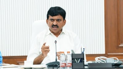 మంత్రి పొంగులేటి శ్రీనివాస్ రెడ్డి మంత్రి పొంగులేటి శ్రీనివాస్ రెడ్డి