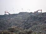 Bulk waste generators include entities with a floor area of 20,000 square metres or more, or water consumption of 40,000 litres per day or more, or solid waste generation of 100 kg per day or more.