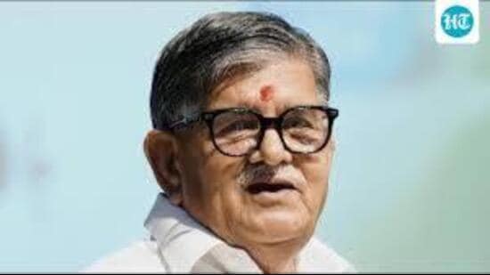 He prayed for their good health and long life and urged respect and care for the elderly. (HT File)