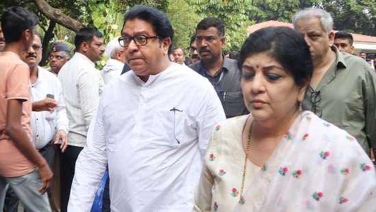 Maharashtra Navnirman Sena (MNS) chief Raj Thackeray and his wife Sharmila Thackeray arrived for Ajit Pawar's funeral in Baramati in Pune district on Thursday.(PTI)