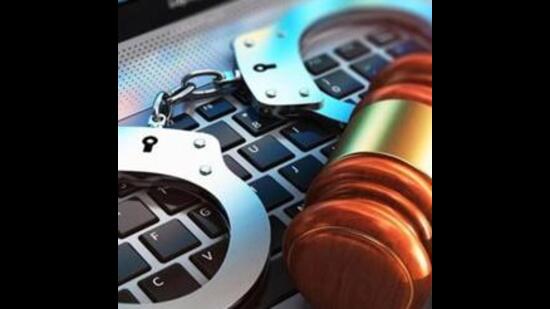 The victims were impersonated by a caller posing as an RBI official and coerced into transferring money into eight accounts across states. (Getty Images/iStockphoto)