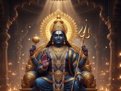 <p><strong>శని త్రయోదశి: </strong>చాలా మంది శని బాధలతో సతమతమవుతూ ఉంటారు. జాతకంలో ఏలినాటి శని, అష్టమ శని లేదా అర్ధాష్టమ శనితో బాధపడుతున్న వారు ఈ శని త్రయోదశిని సరిగ్గా సద్వినియోగం చేసుకోవడం మంచిది. శని త్రయోదశి నాడు శనిదేవుని ఆరాధిస్తే శని దోష ప్రభావం తగ్గుతుంది. అలాగే వీటిని కూడా పాటించడం మంచిది.</p>